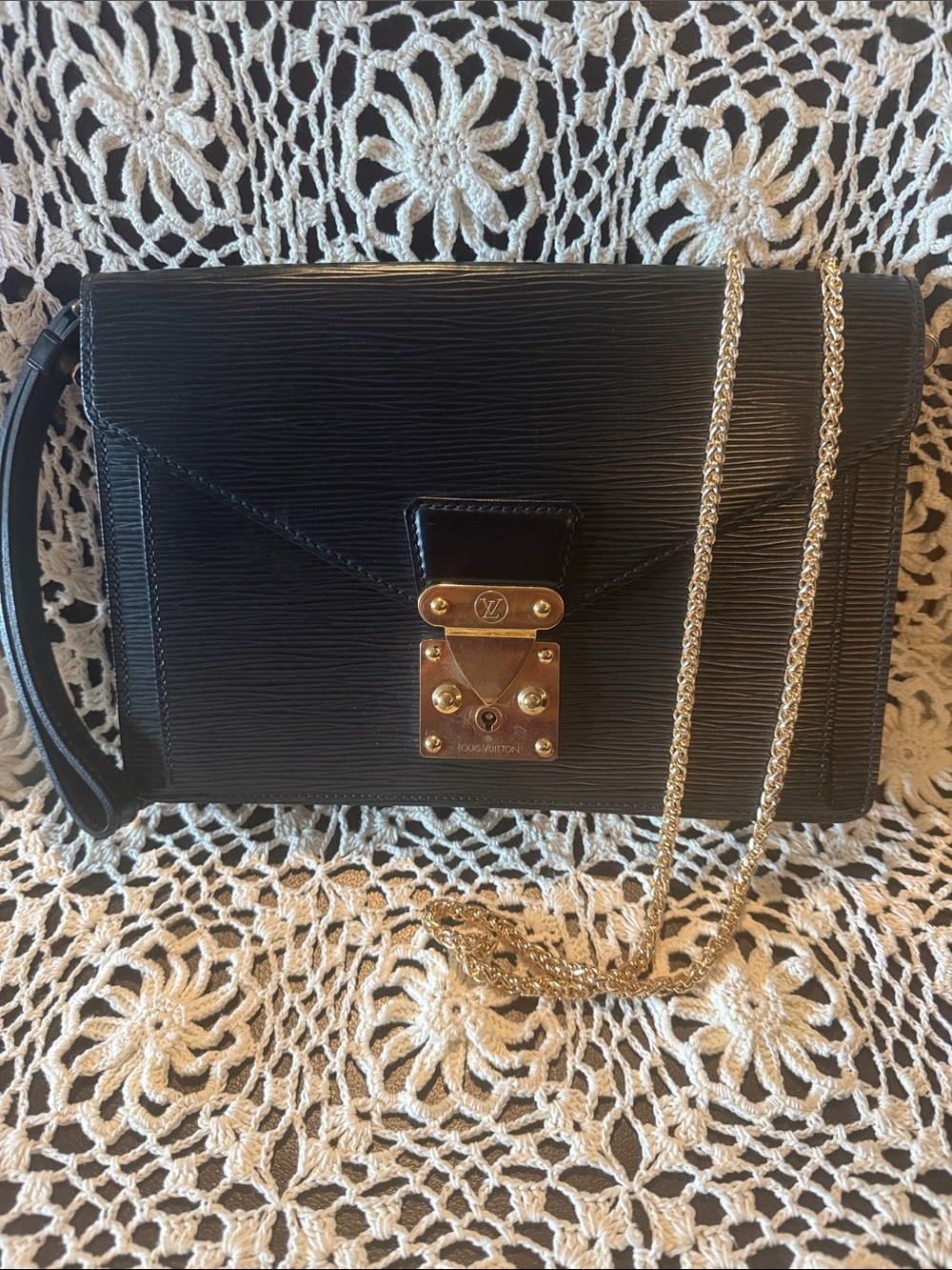 Louis Vuitton Black Epi Clutch